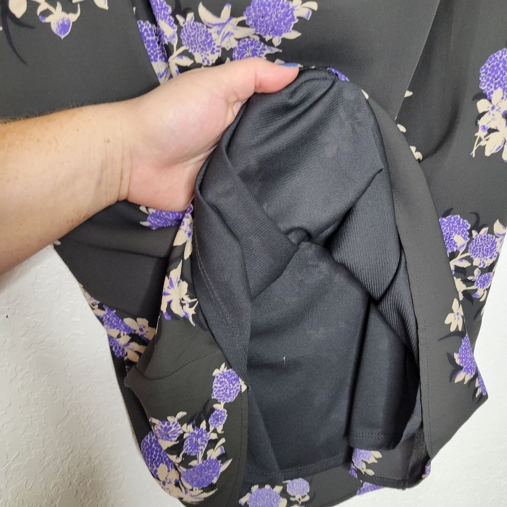 19 Cooper Size Large Purple Black Floral Off the Shoulder Shift Mini Dress - Picture 6 of 7